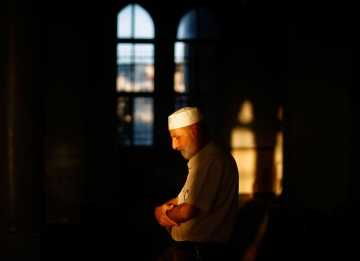 Gerek dua ve gerekse namaz, kişinin “ALLÂH” ismi ile işaret edilene “yönelişinden” başka bir şey değildir!